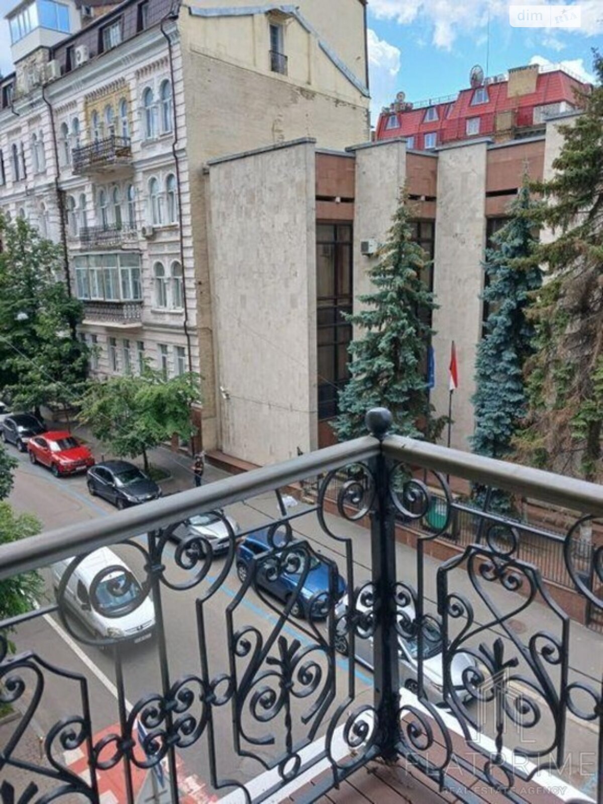Продаж однокімнатної квартири в Києві, на вул. Рейтарська 28, район Шевченківський фото 1