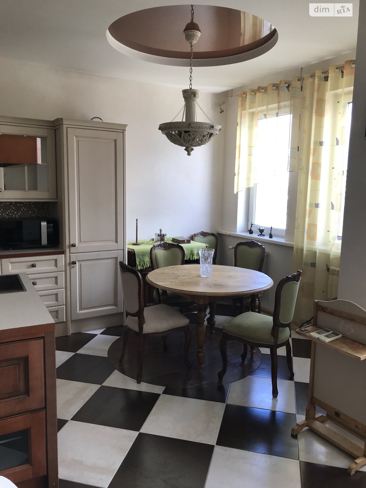 Продажа трехкомнатной квартиры в Киеве, на ул. Саксаганского 121, район Шевченковский фото 1 Продажа трехкомнатной квартиры в Киеве, на ул. Саксаганского 121, район Шевченковский фото 1