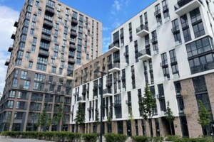Продаж двокімнатної квартири в Києві, на вул. Салютна 2, район Шевченківський фото 2