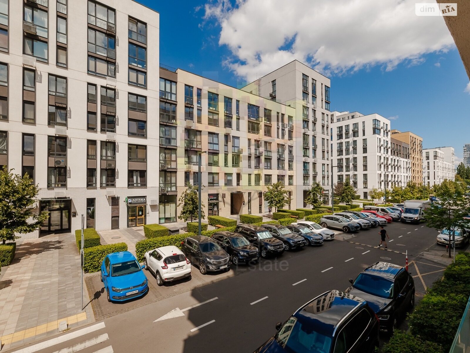 Продаж трикімнатної квартири в Києві, на вул. Салютна 2 корпус 7, район Шевченківський фото 1