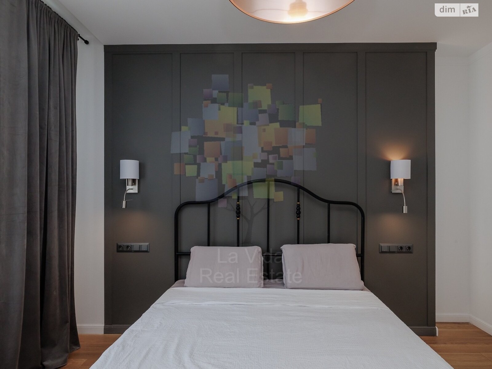 Продаж трикімнатної квартири в Києві, на вул. Салютна 2 корпус 7, район Шевченківський фото 1