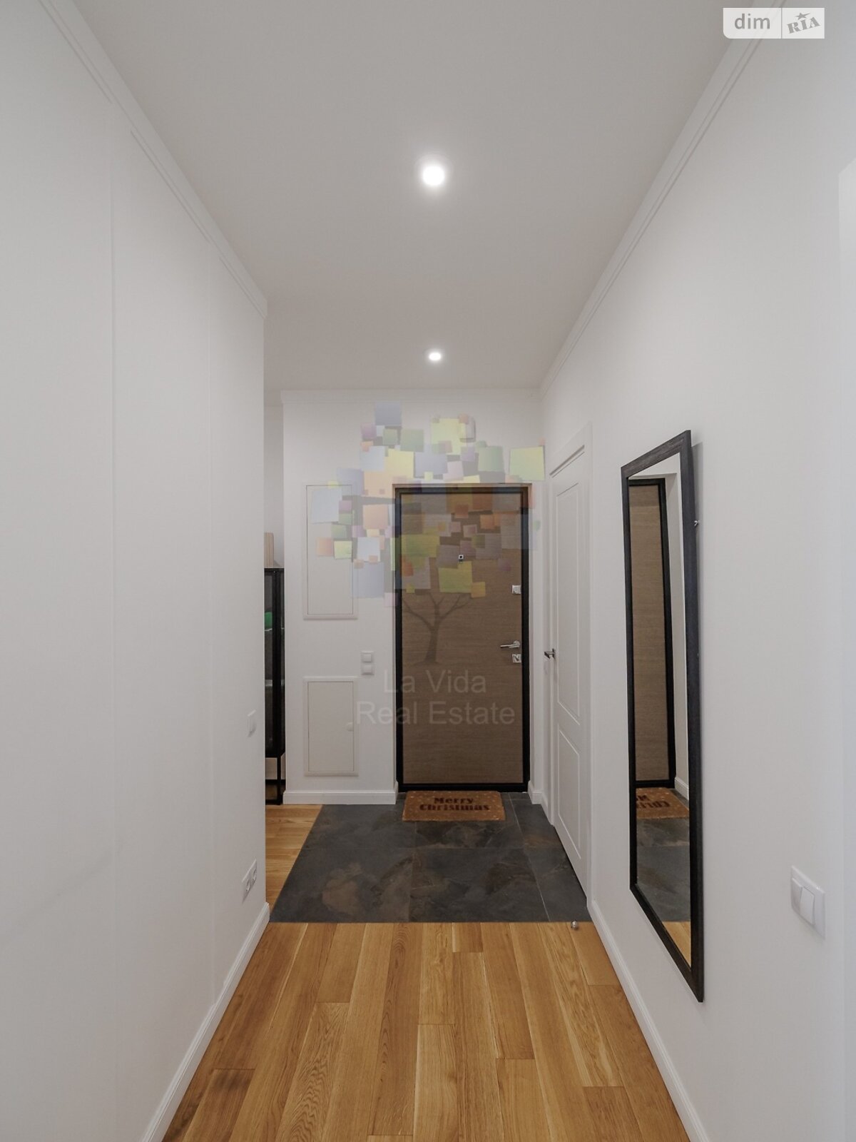 Продаж трикімнатної квартири в Києві, на вул. Салютна 2 корпус 7, район Шевченківський фото 1