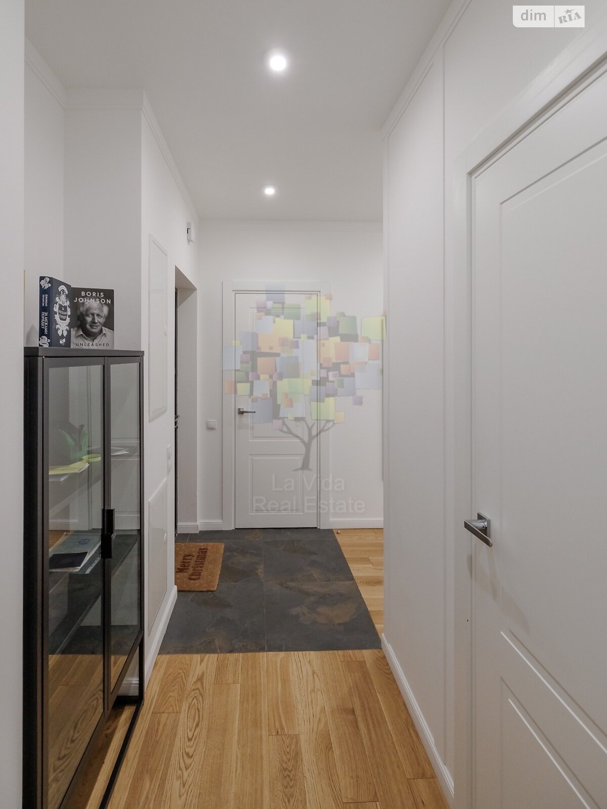 Продаж трикімнатної квартири в Києві, на вул. Салютна 2 корпус 7, район Шевченківський фото 1