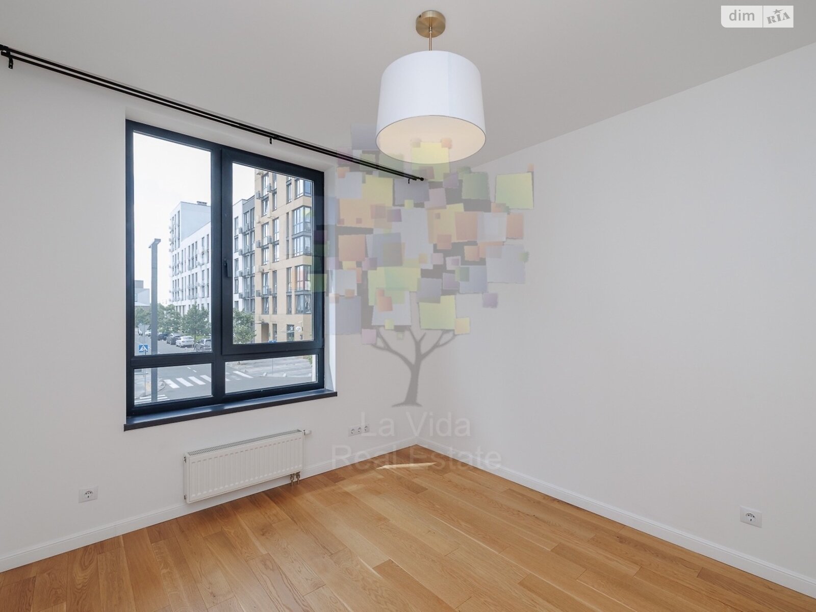 Продаж трикімнатної квартири в Києві, на вул. Салютна 2 корпус 7, район Шевченківський фото 1