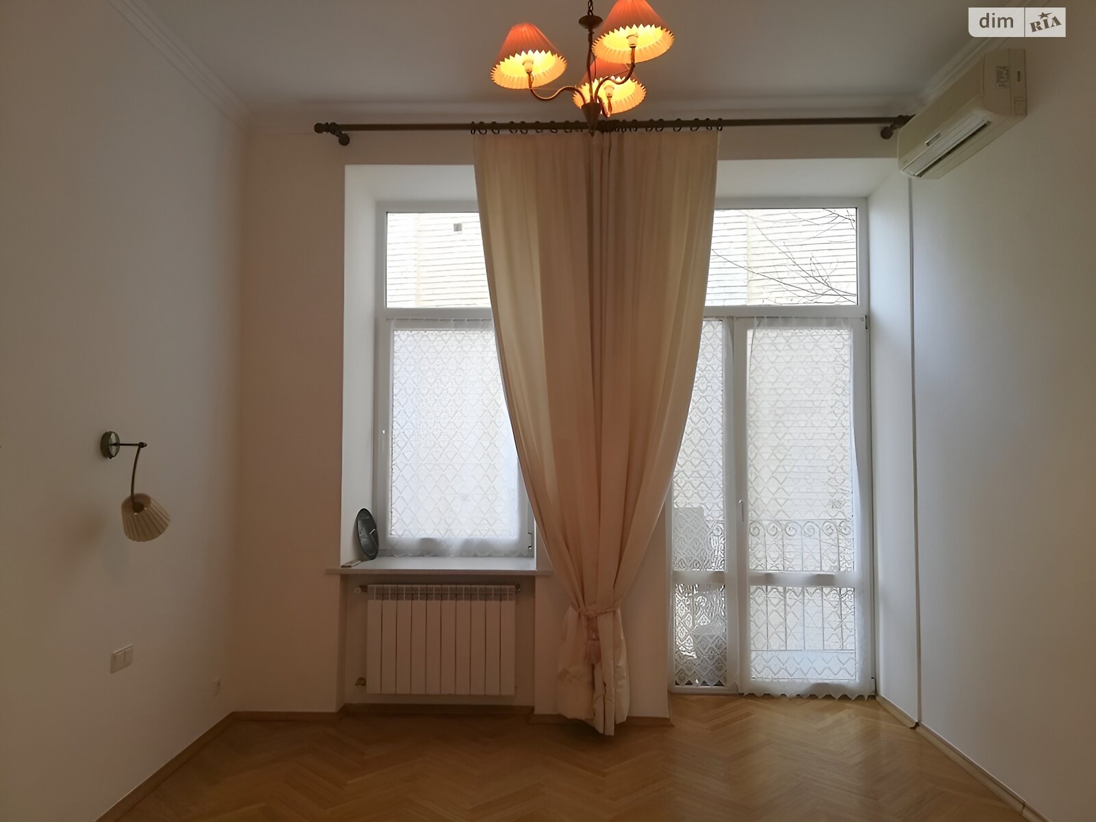 Продаж п`ятикімнатної квартири в Києві, на вул. Січових Стрільців 58/2, район Шевченківський фото 1 Продаж п`ятикімнатної квартири в Києві, на вул. Січових Стрільців 58/2, район Шевченківський фото 1