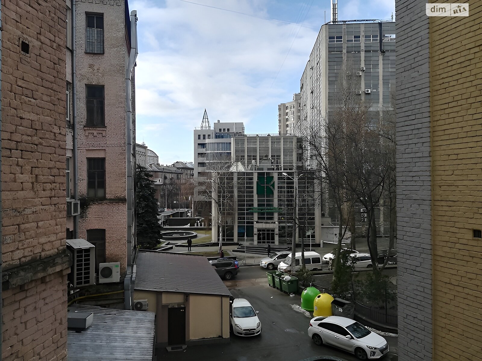 Продаж п`ятикімнатної квартири в Києві, на вул. Січових Стрільців 58/2, район Шевченківський фото 1 Продаж п`ятикімнатної квартири в Києві, на вул. Січових Стрільців 58/2, район Шевченківський фото 1