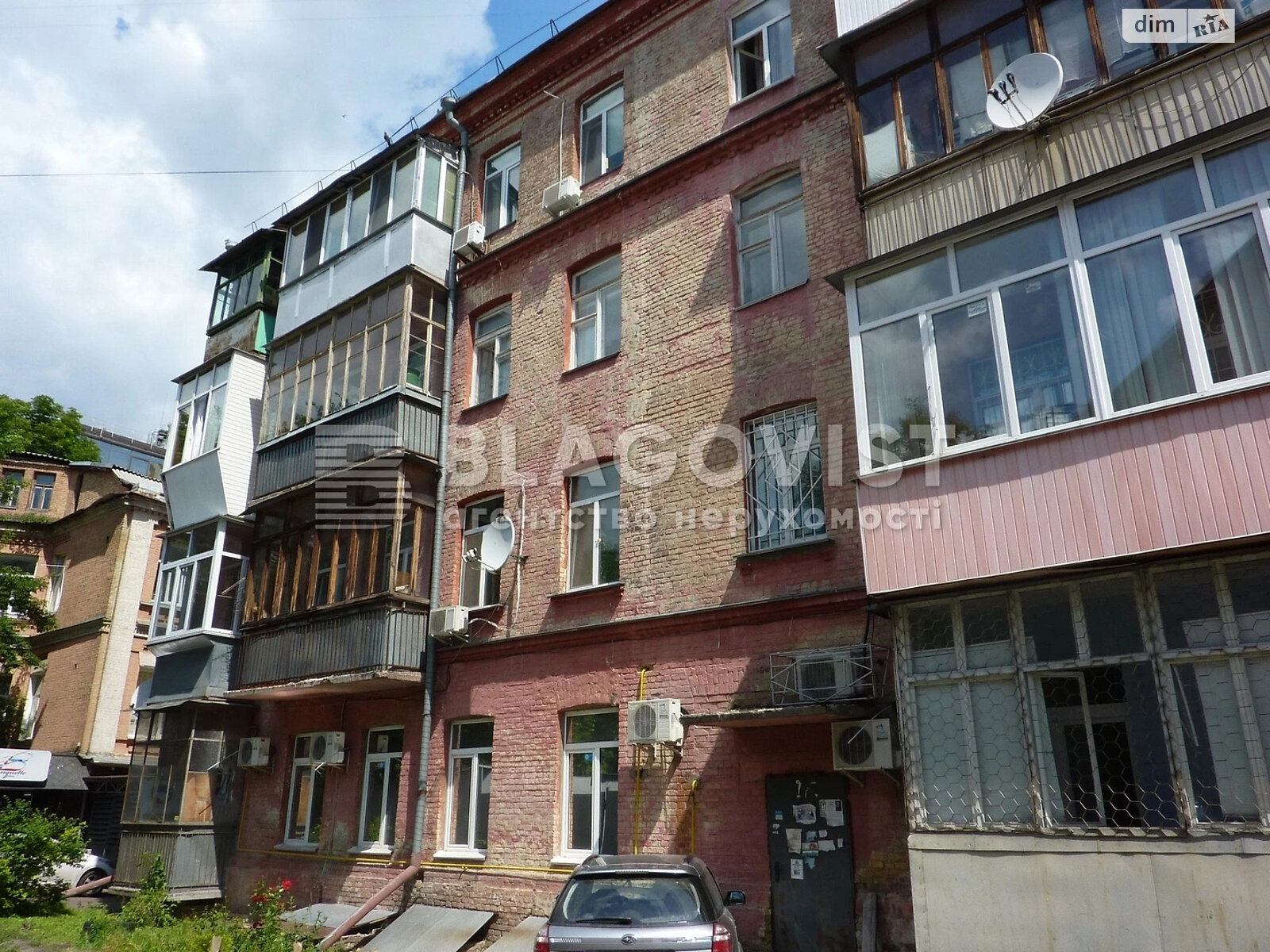 Продаж трикімнатної квартири в Києві, на вул. Січових Стрільців 9, район Шевченківський фото 1 Продаж трикімнатної квартири в Києві, на вул. Січових Стрільців 9, район Шевченківський фото 1