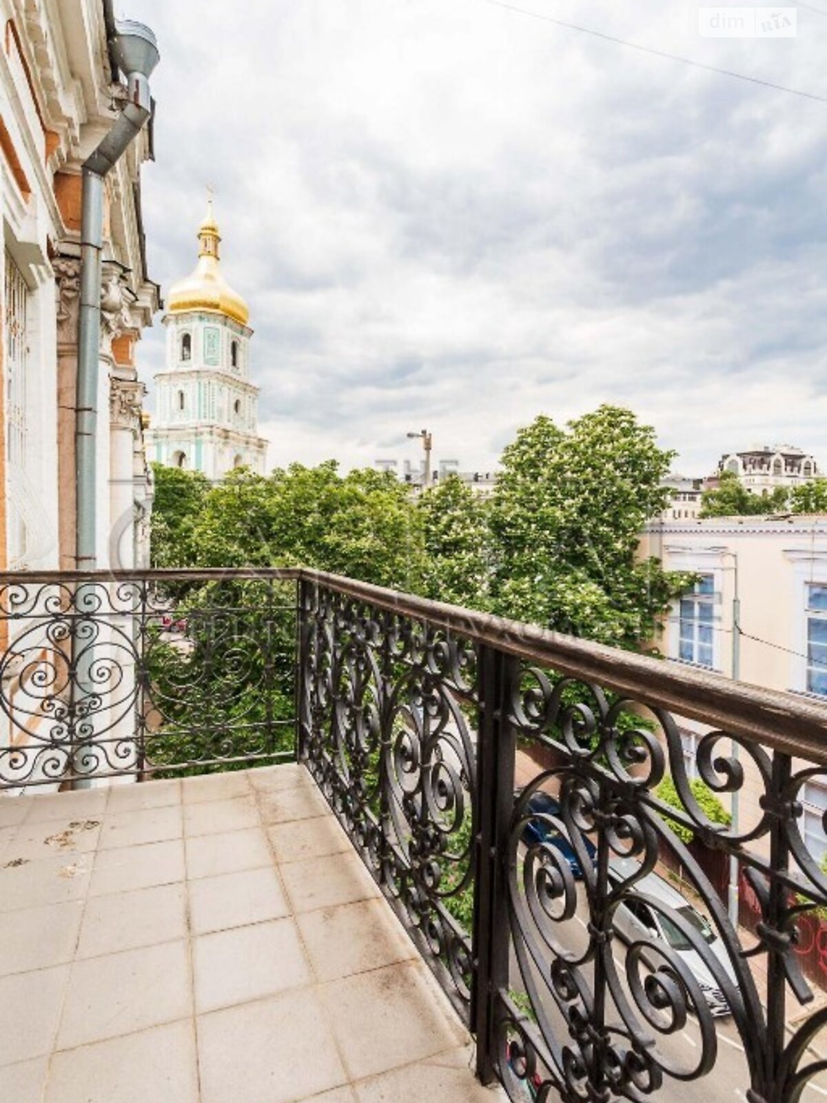 Продажа пятикомнатной квартиры в Киеве, на ул. Софиевская, район Шевченковский фото 1 Продажа пятикомнатной квартиры в Киеве, на ул. Софиевская, район Шевченковский фото 1