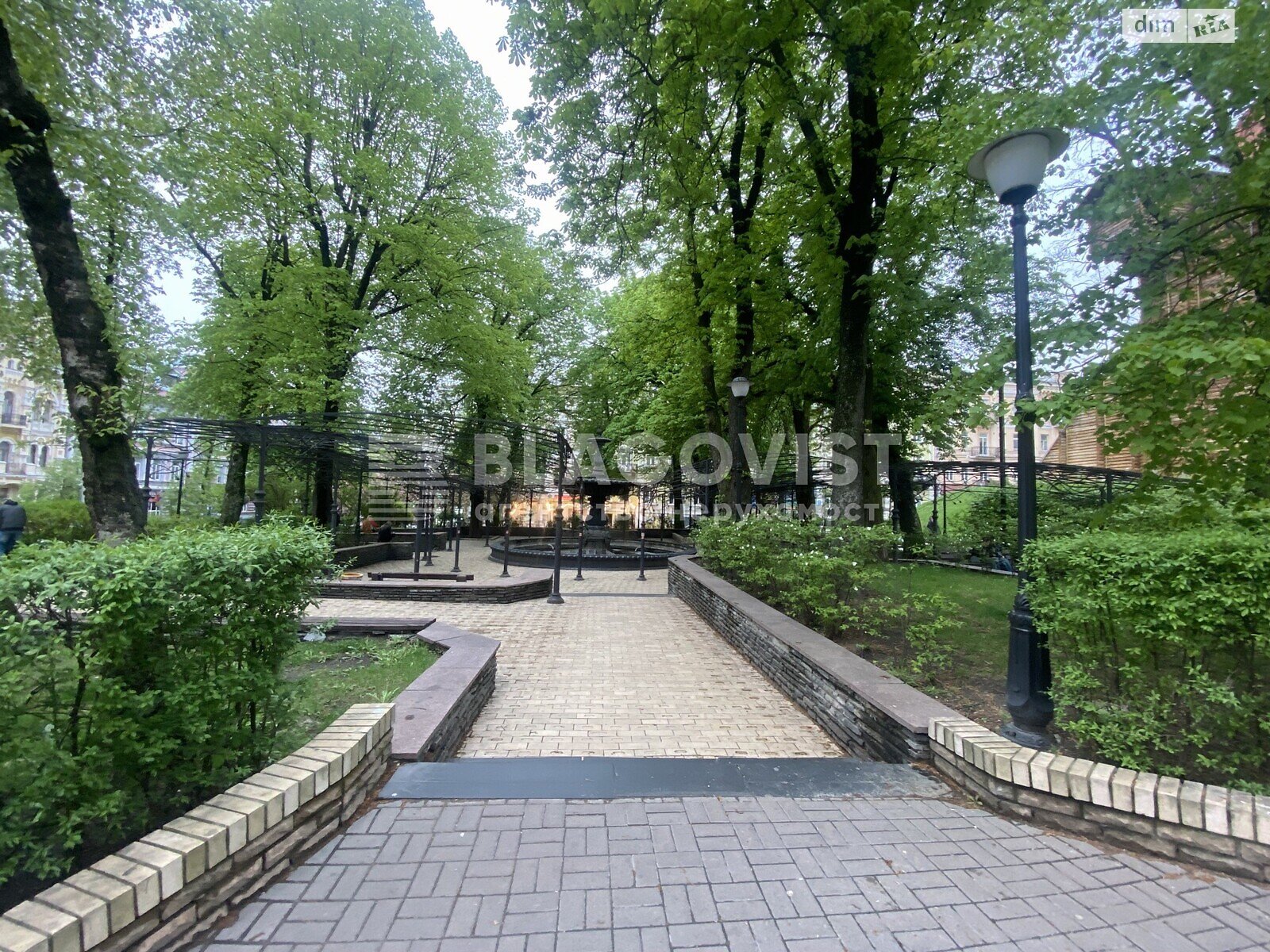 Продаж трикімнатної квартири в Києві, на вул. Стрілецька 7/6, район Шевченківський фото 1 Продаж трикімнатної квартири в Києві, на вул. Стрілецька 7/6, район Шевченківський фото 1
