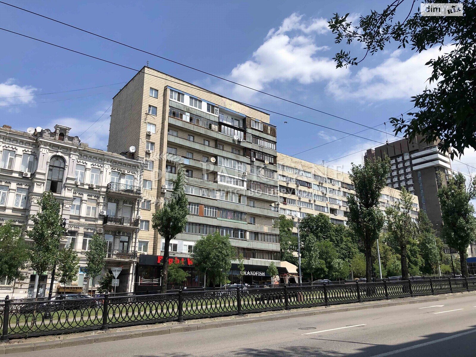 Продаж двокімнатної квартири в Києві, на бул. Тараса Шевченка 44, район Шевченківський фото 1