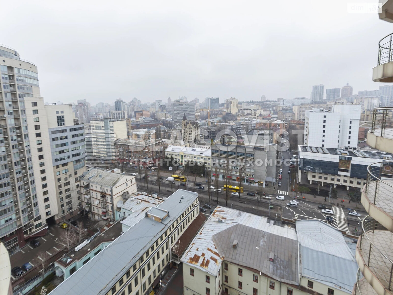 Продаж двокімнатної квартири в Києві, на бул. Тараса Шевченка 27Б, район Шевченківський фото 1