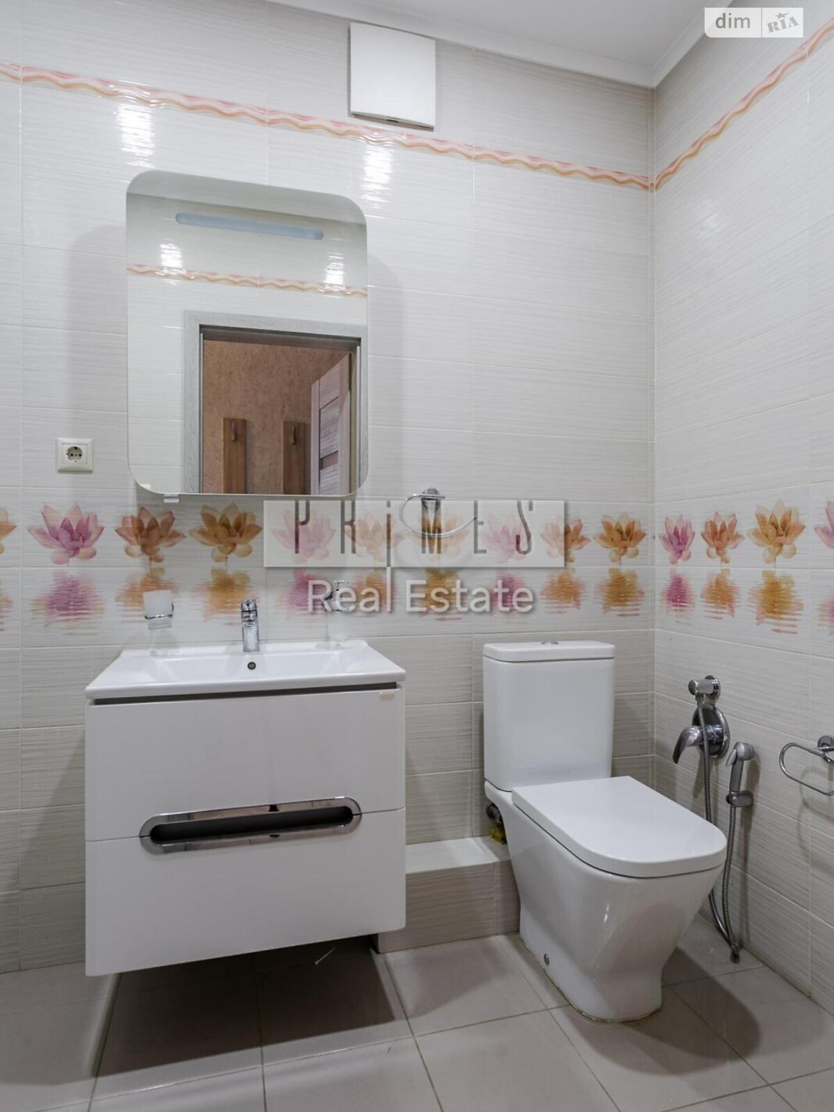 Продажа пятикомнатной квартиры в Киеве, на бул. Тараса Шевченко 27Б, район Шевченковский фото 1