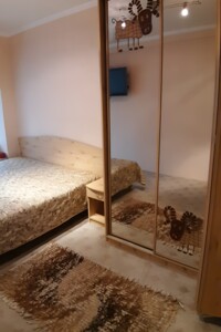 Продажа трехкомнатной квартиры в Киеве, на ул. Татарская 6, район Шевченковский фото 2