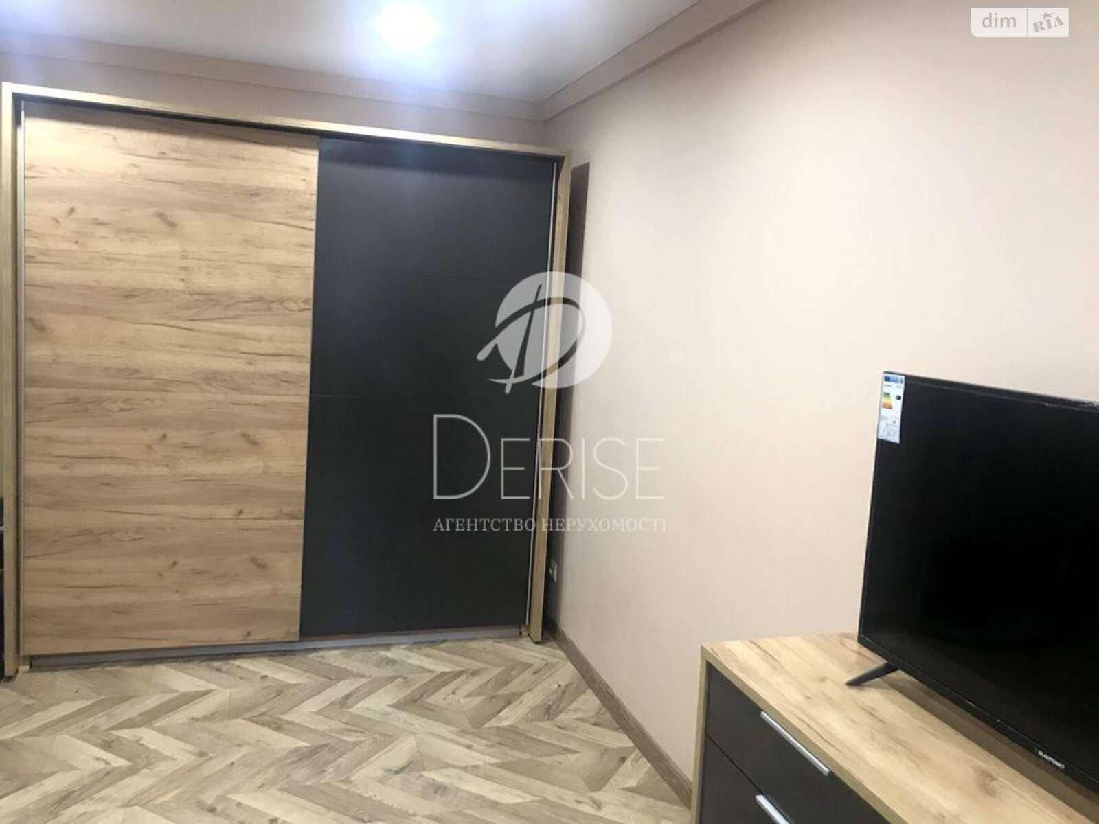 Продаж двокімнатної квартири в Києві, на вул. Татарська 6, район Шевченківський фото 1 Продаж двокімнатної квартири в Києві, на вул. Татарська 6, район Шевченківський фото 1