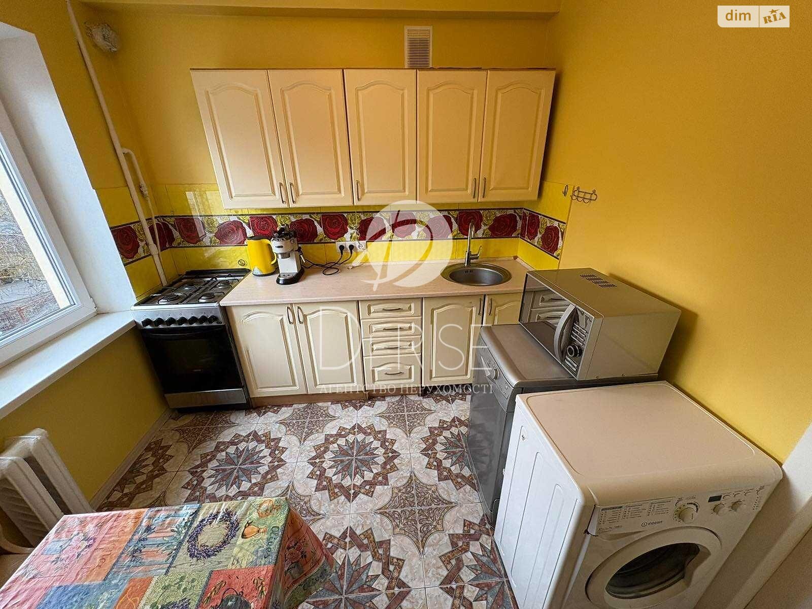 Продаж двокімнатної квартири в Києві, на вул. Парково-Сирецька 4А, район Шевченківський фото 1