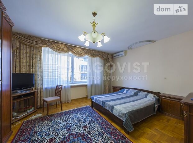 Продажа четырехкомнатной квартиры в Киеве, на ул. Тургеневская 52-58, район Шевченковский фото 1 Продажа четырехкомнатной квартиры в Киеве, на ул. Тургеневская 52-58, район Шевченковский фото 1