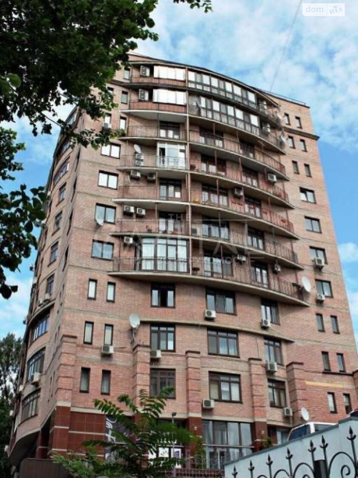 Продаж трикімнатної квартири в Києві, на вул. Тургенєва (Троєщина) 28, район Шевченківський фото 1