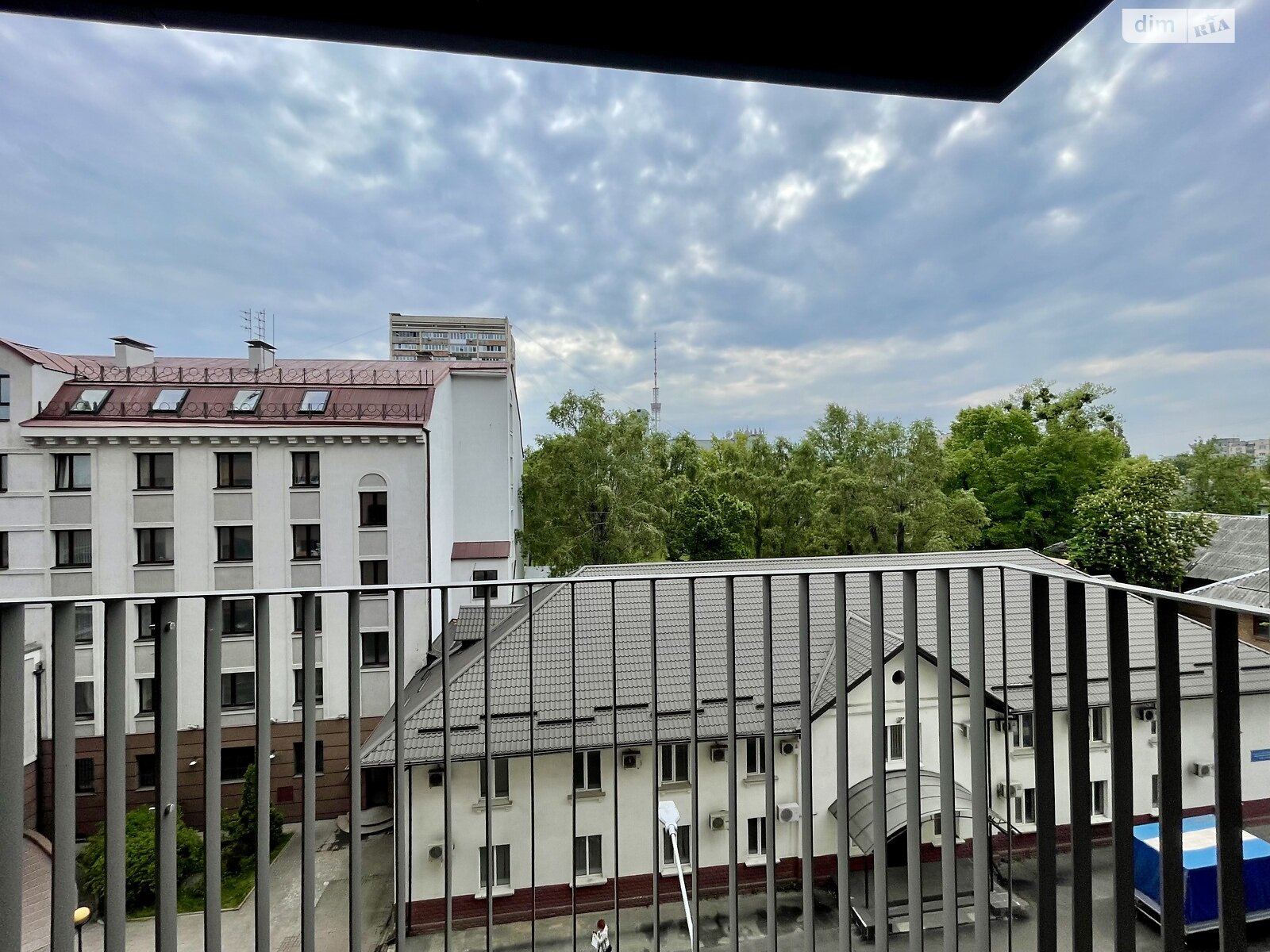 Продаж однокімнатної квартири в Києві, на вул. Вавилових 9-11, район Шевченківський фото 1 Продаж однокімнатної квартири в Києві, на вул. Вавилових 9-11, район Шевченківський фото 1