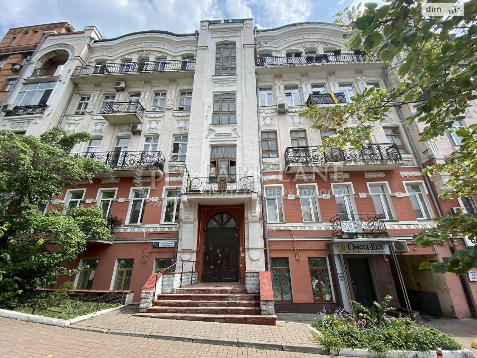 Продажа трехкомнатной квартиры в Киеве, на ул. Владимирская 81, район Голосеевский фото 1 Продажа трехкомнатной квартиры в Киеве, на ул. Владимирская 81, район Голосеевский фото 1