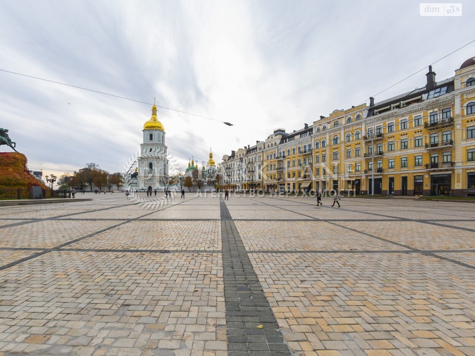 Продаж чотирикімнатної квартири в Києві, на вул. Володимирська, район Шевченківський фото 1