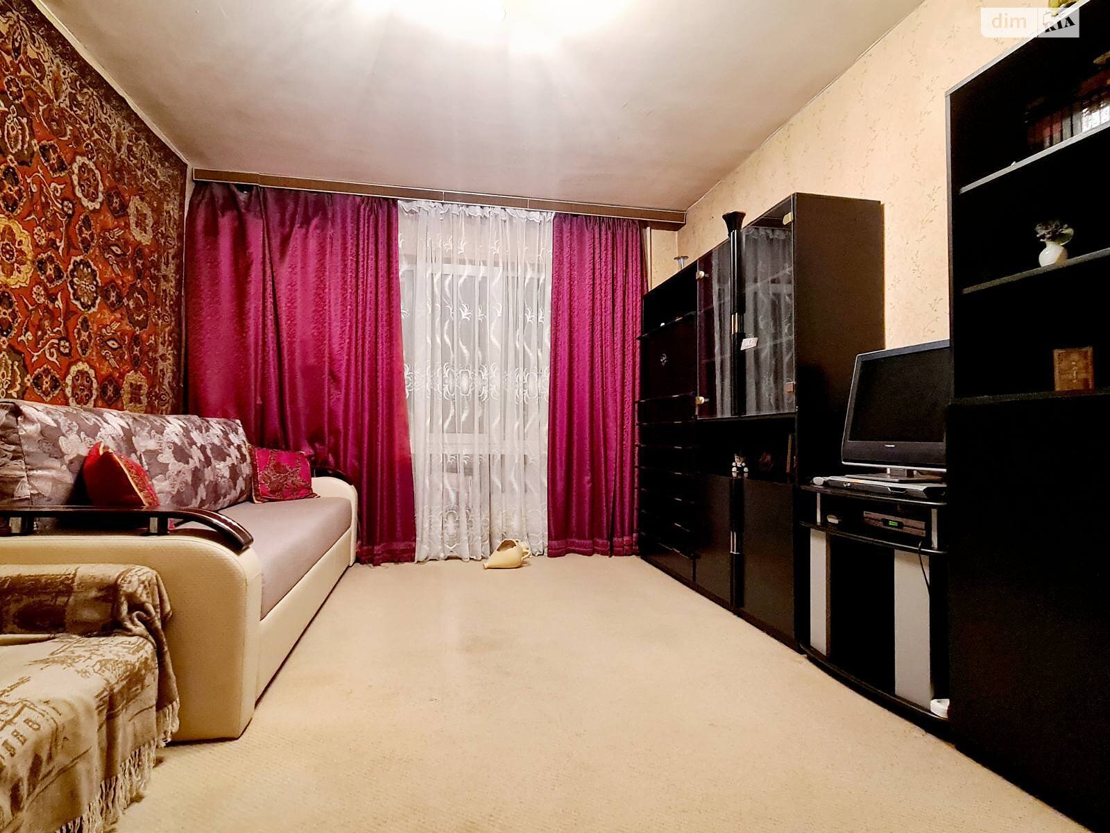 Продаж двокімнатної квартири в Києві, на вул. В'ячеслава Чорновола 10, район Шевченківський фото 1