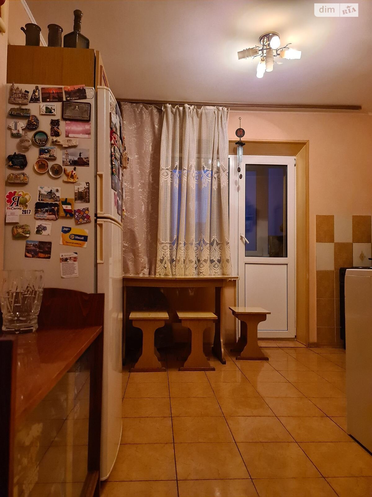 Продаж двокімнатної квартири в Києві, на вул. В'ячеслава Чорновола 10, район Шевченківський фото 1