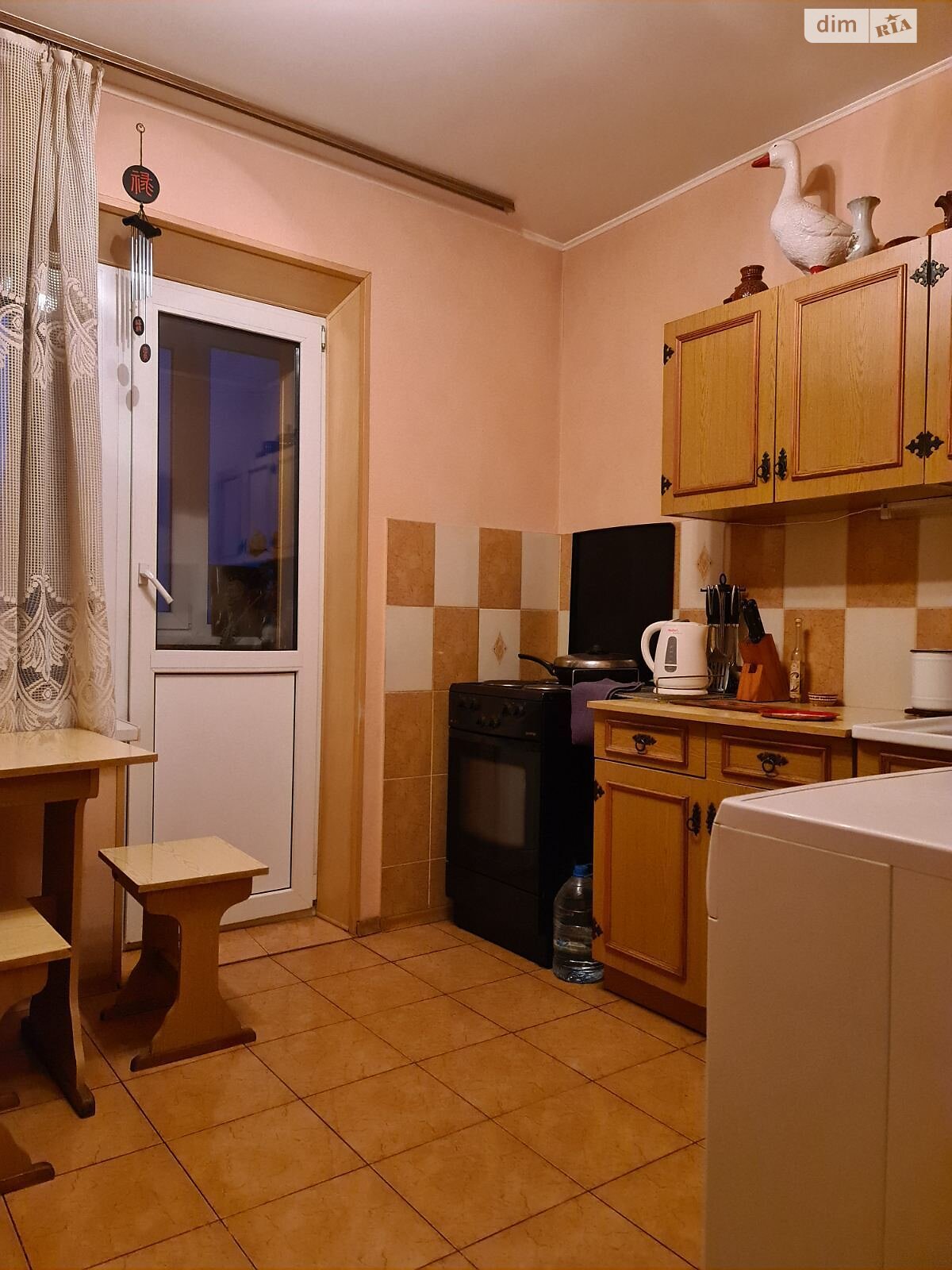 Продаж двокімнатної квартири в Києві, на вул. В'ячеслава Чорновола 10, район Шевченківський фото 1