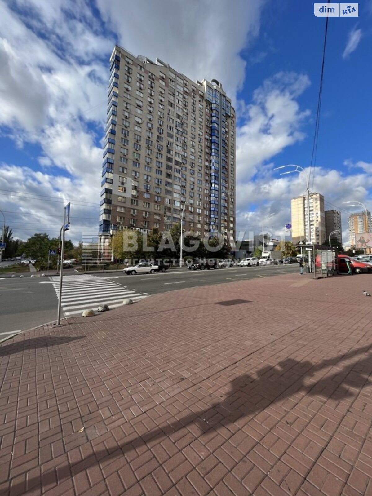 Продаж трикімнатної квартири в Києві, на вул. В'ячеслава Чорновола 20, район Шевченківський фото 1 Продаж трикімнатної квартири в Києві, на вул. В'ячеслава Чорновола 20, район Шевченківський фото 1