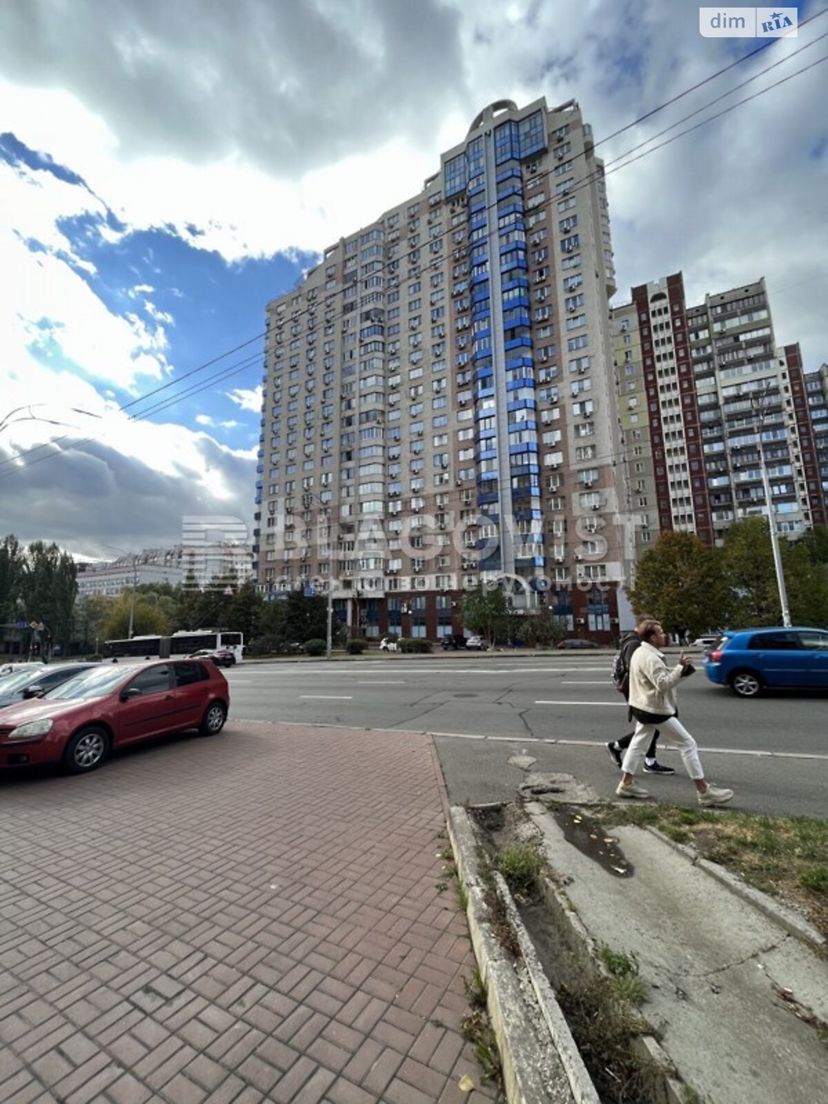 Продаж трикімнатної квартири в Києві, на вул. В'ячеслава Чорновола 20, район Шевченківський фото 1 Продаж трикімнатної квартири в Києві, на вул. В'ячеслава Чорновола 20, район Шевченківський фото 1