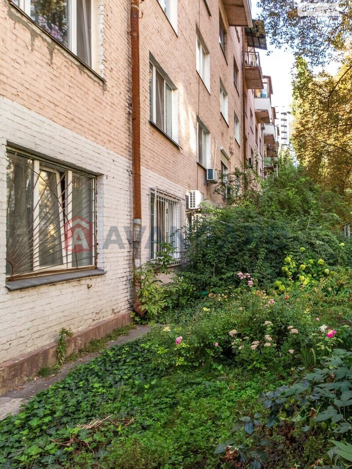 Продаж двокімнатної квартири в Києві, на вул. Володимира Винниченка 20, район Шевченківський фото 2 Продаж двокімнатної квартири в Києві, на вул. Володимира Винниченка 20, район Шевченківський фото 2