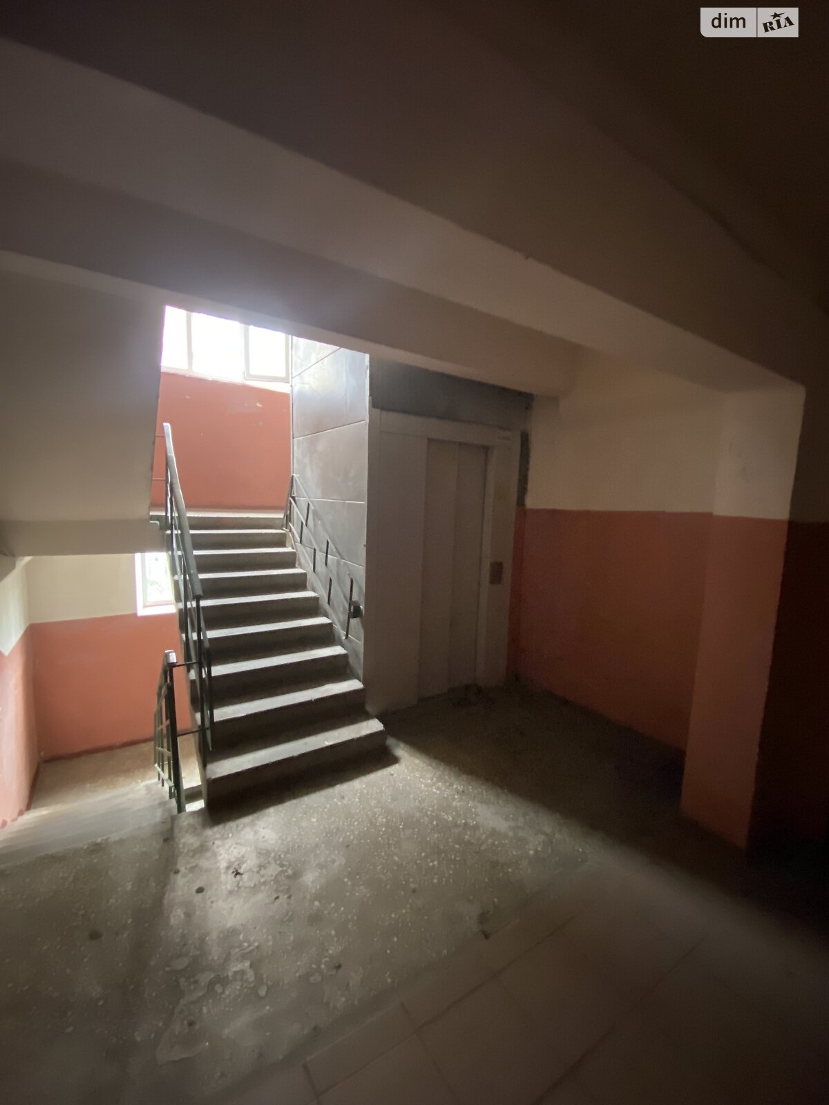 Продаж однокімнатної квартири в Києві, на вул. Загорівська 29, район Шевченківський фото 1 Продаж однокімнатної квартири в Києві, на вул. Загорівська 29, район Шевченківський фото 1