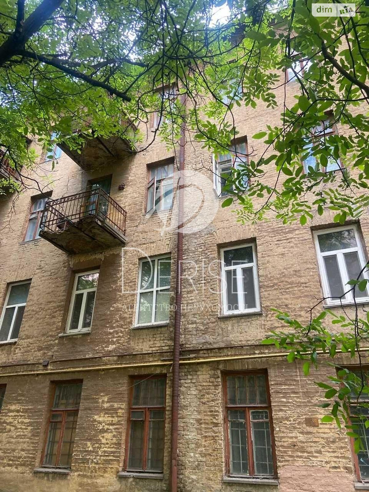 Продажа трехкомнатной квартиры в Киеве, на ул. Златоустовская 53, район Шевченковский фото 1 Продажа трехкомнатной квартиры в Киеве, на ул. Златоустовская 53, район Шевченковский фото 1
