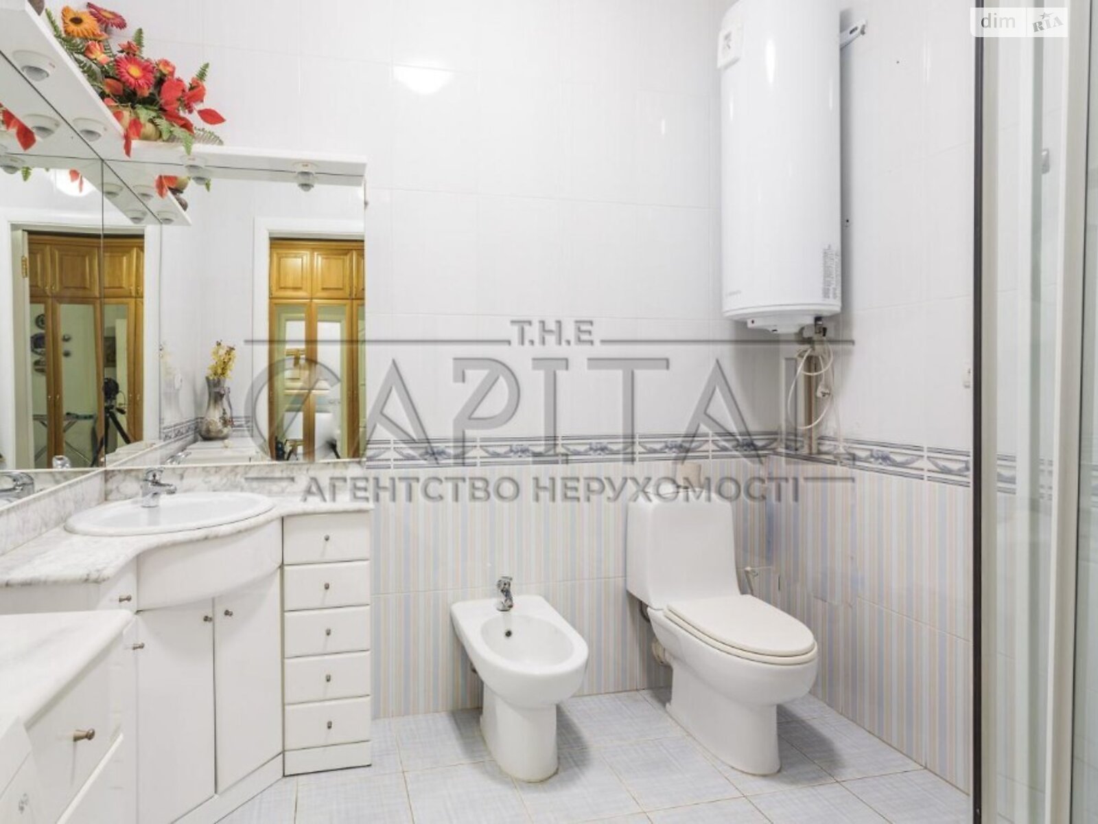 Продаж трикімнатної квартири в Києві, на вул. Олександра Кониського, район Шевченківський фото 1 Продаж трикімнатної квартири в Києві, на вул. Олександра Кониського, район Шевченківський фото 1
