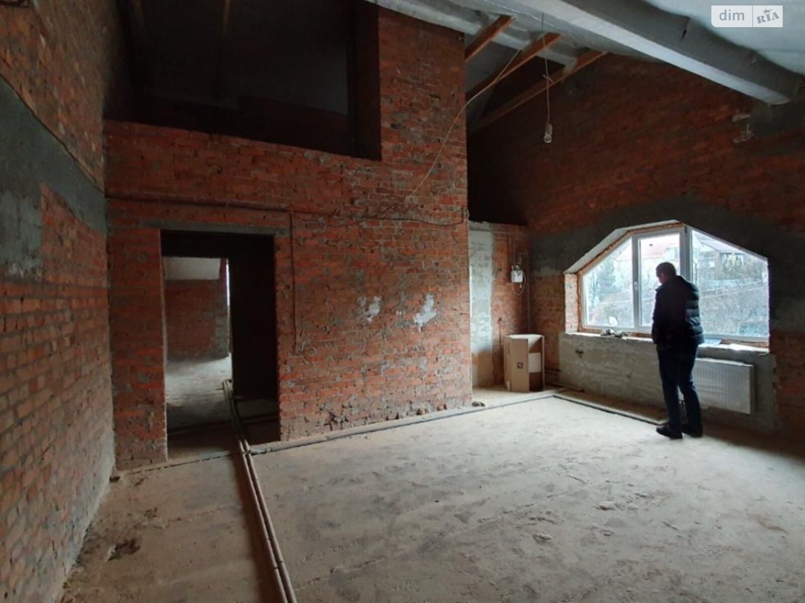 Продажа трехкомнатной квартиры в Киеве, на ул. Батумская 9А, район Ширма фото 1 Продажа трехкомнатной квартиры в Киеве, на ул. Батумская 9А, район Ширма фото 1