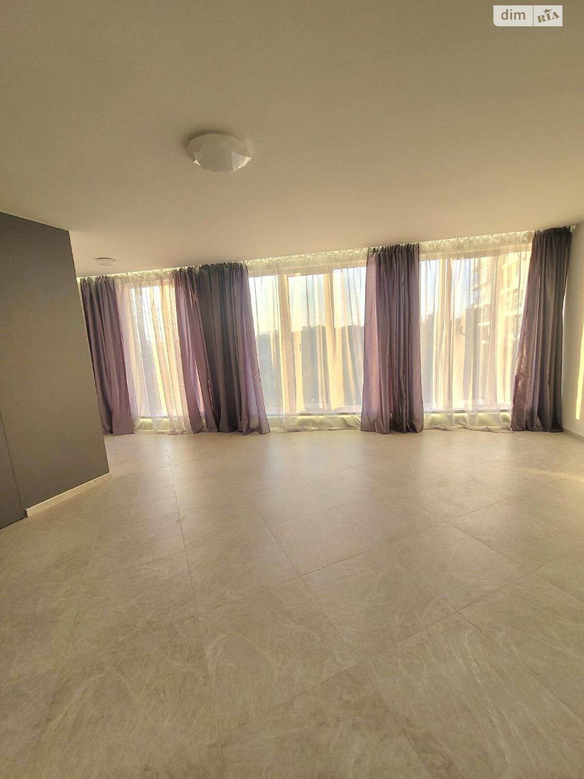 Продаж однокімнатної квартири в Києві, на пров. Дубовий 1, район Ширма фото 1