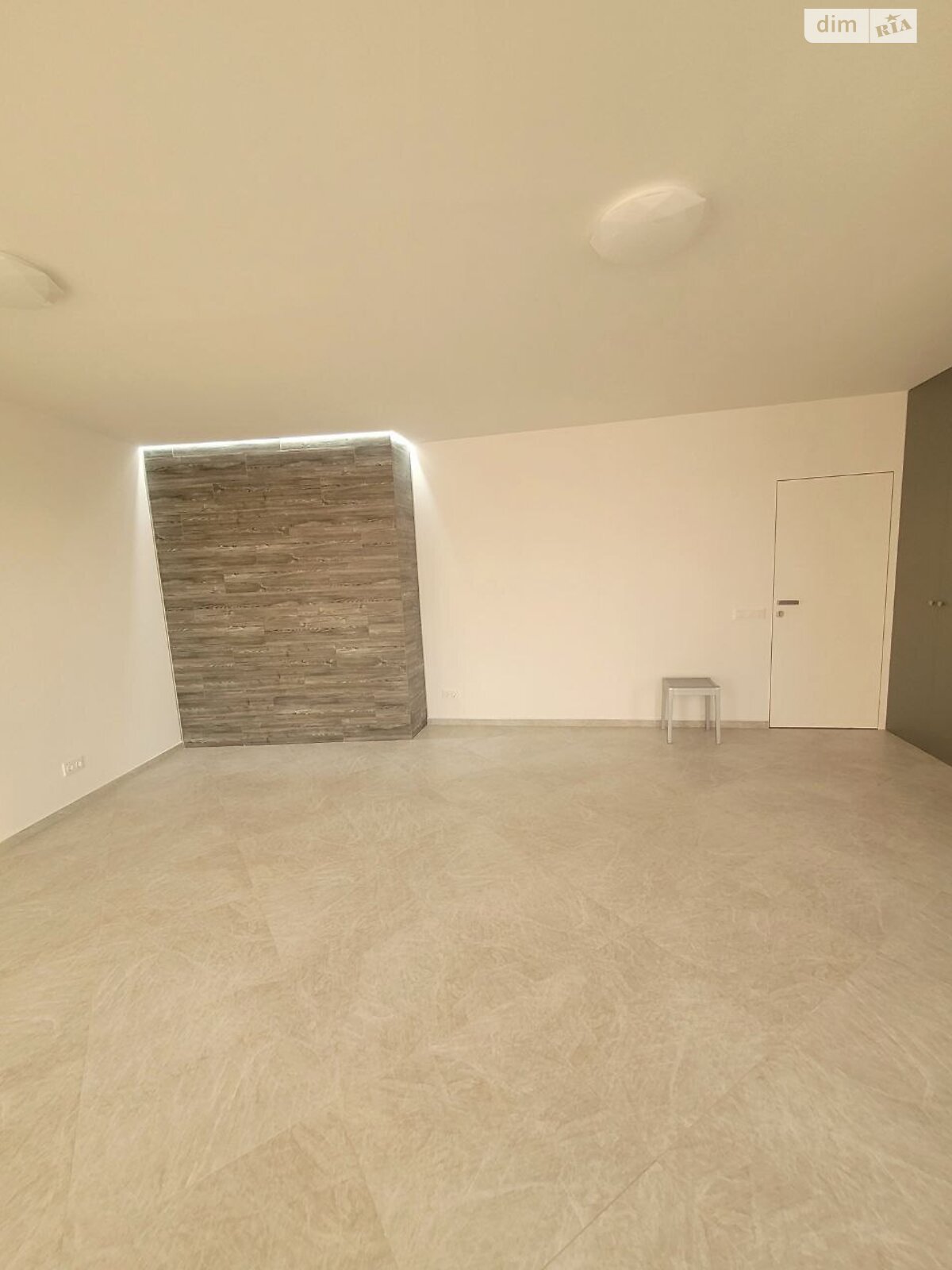 Продаж однокімнатної квартири в Києві, на пров. Дубовий 1, район Ширма фото 1