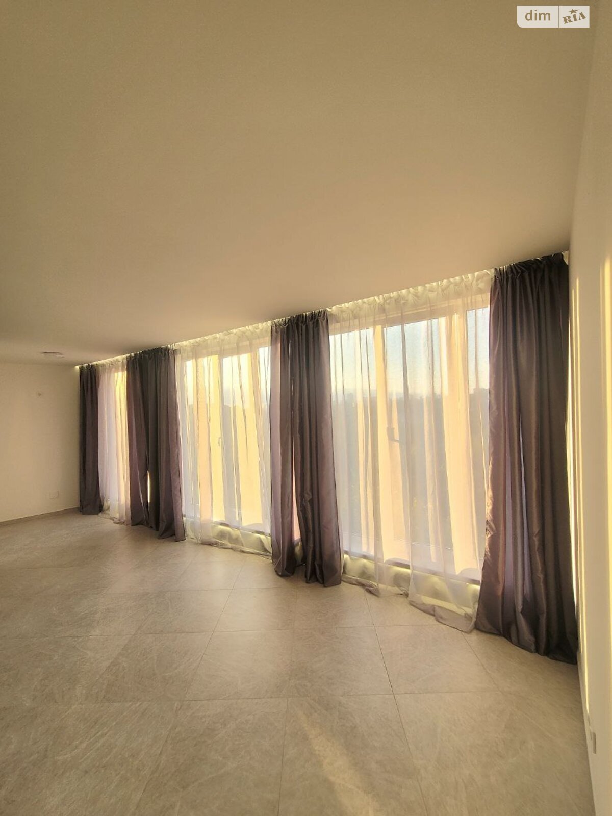 Продаж однокімнатної квартири в Києві, на пров. Дубовий 1, район Ширма фото 1