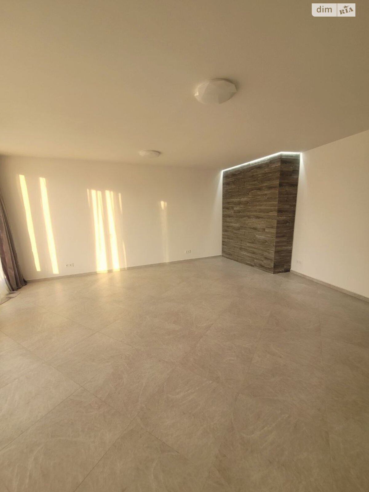 Продаж однокімнатної квартири в Києві, на пров. Дубовий 1, район Ширма фото 1