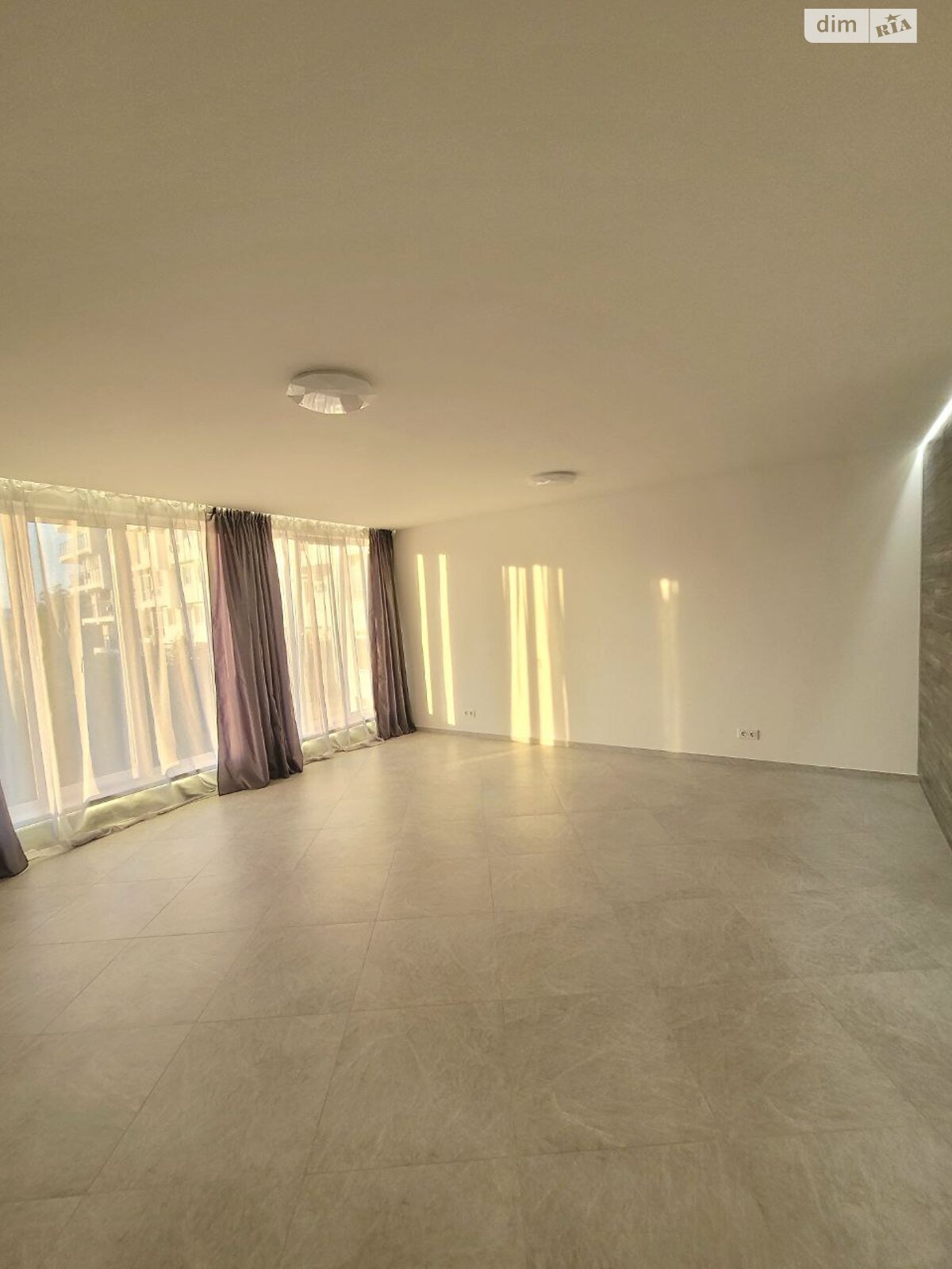 Продаж однокімнатної квартири в Києві, на пров. Дубовий 1, район Ширма фото 1