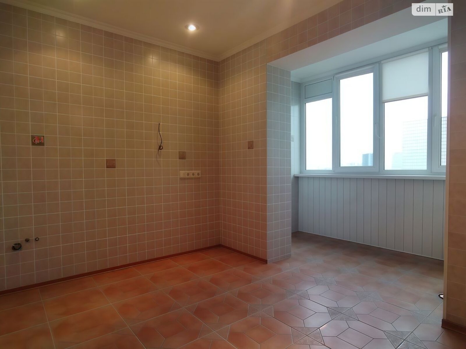 Продажа четырехкомнатной квартиры в Киеве, на ул. Александра Довженко 16Б, район Шулявка фото 1 Продажа четырехкомнатной квартиры в Киеве, на ул. Александра Довженко 16Б, район Шулявка фото 1