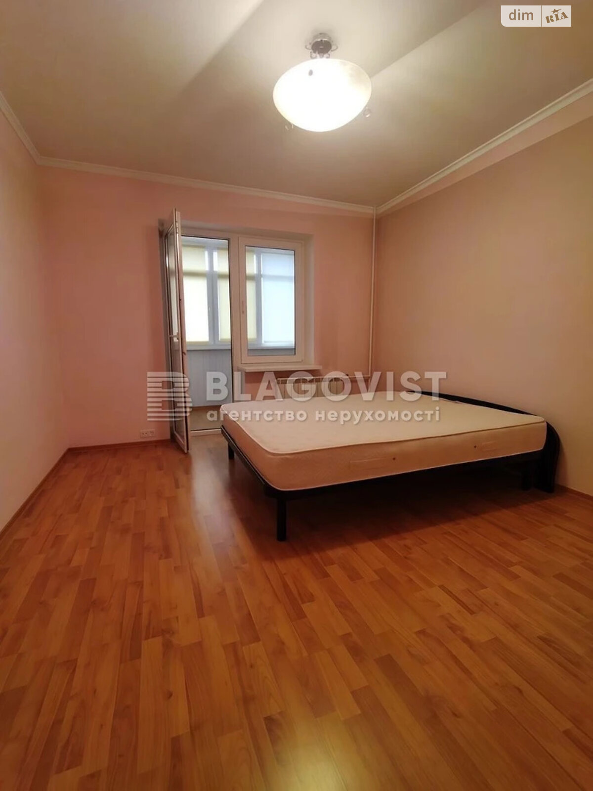 Продажа трехкомнатной квартиры в Киеве, на ул. Александра Довженко 16Б, район Шулявка фото 1