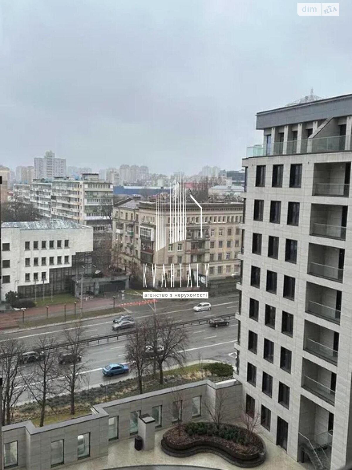 Продажа трехкомнатной квартиры в Киеве, на просп. Берестейский 42А, район Шулявка фото 1