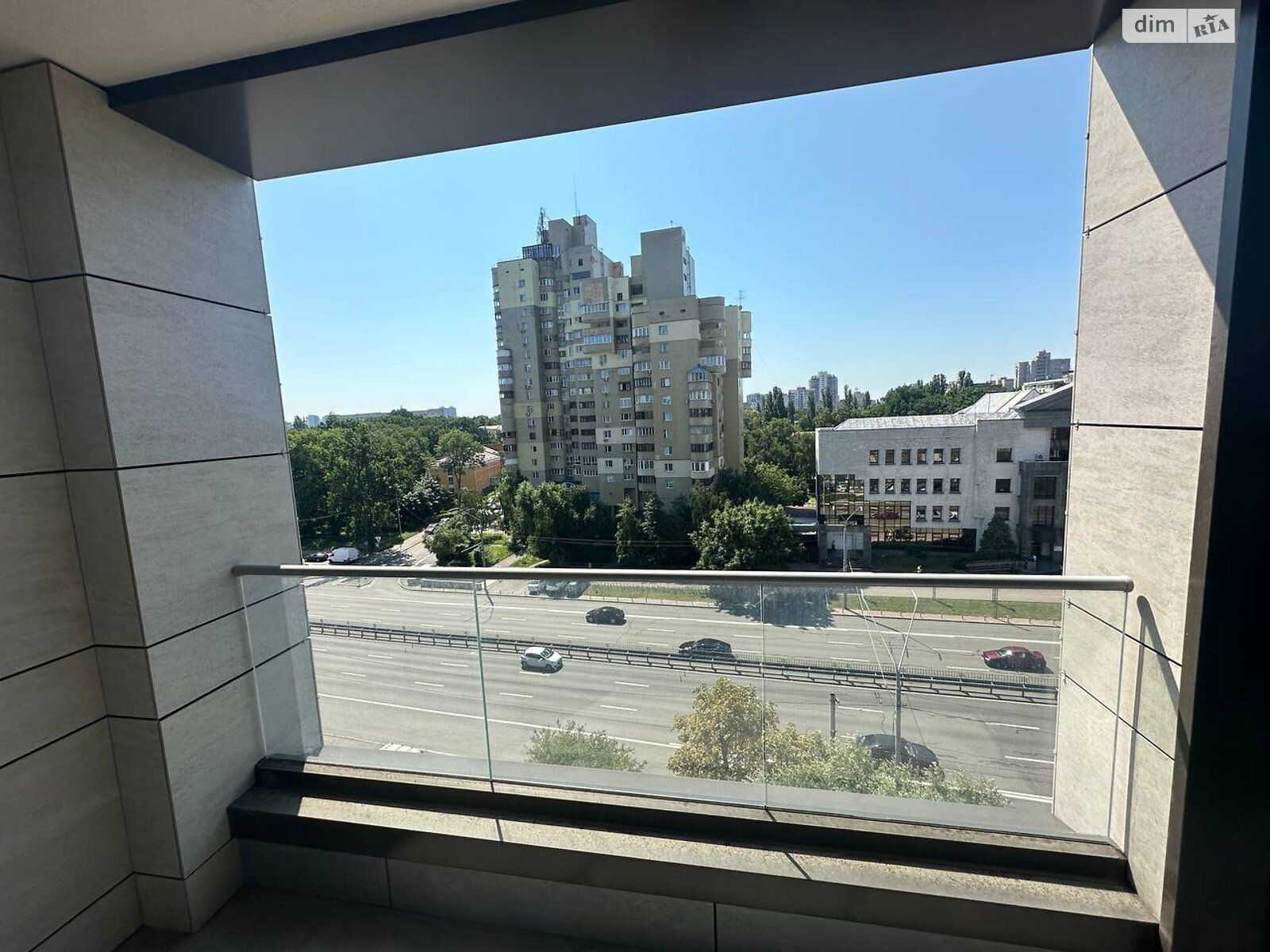 Продажа трехкомнатной квартиры в Киеве, на просп. Берестейский 42А, район Шевченковский фото 1 Продажа трехкомнатной квартиры в Киеве, на просп. Берестейский 42А, район Шевченковский фото 1