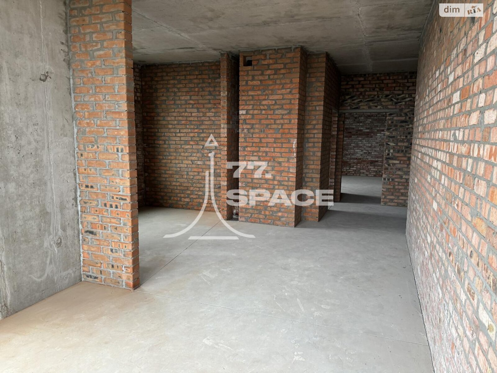 Продаж трикімнатної квартири в Києві, на просп. Берестейський 42А, район Шевченківський фото 1 Продаж трикімнатної квартири в Києві, на просп. Берестейський 42А, район Шевченківський фото 1