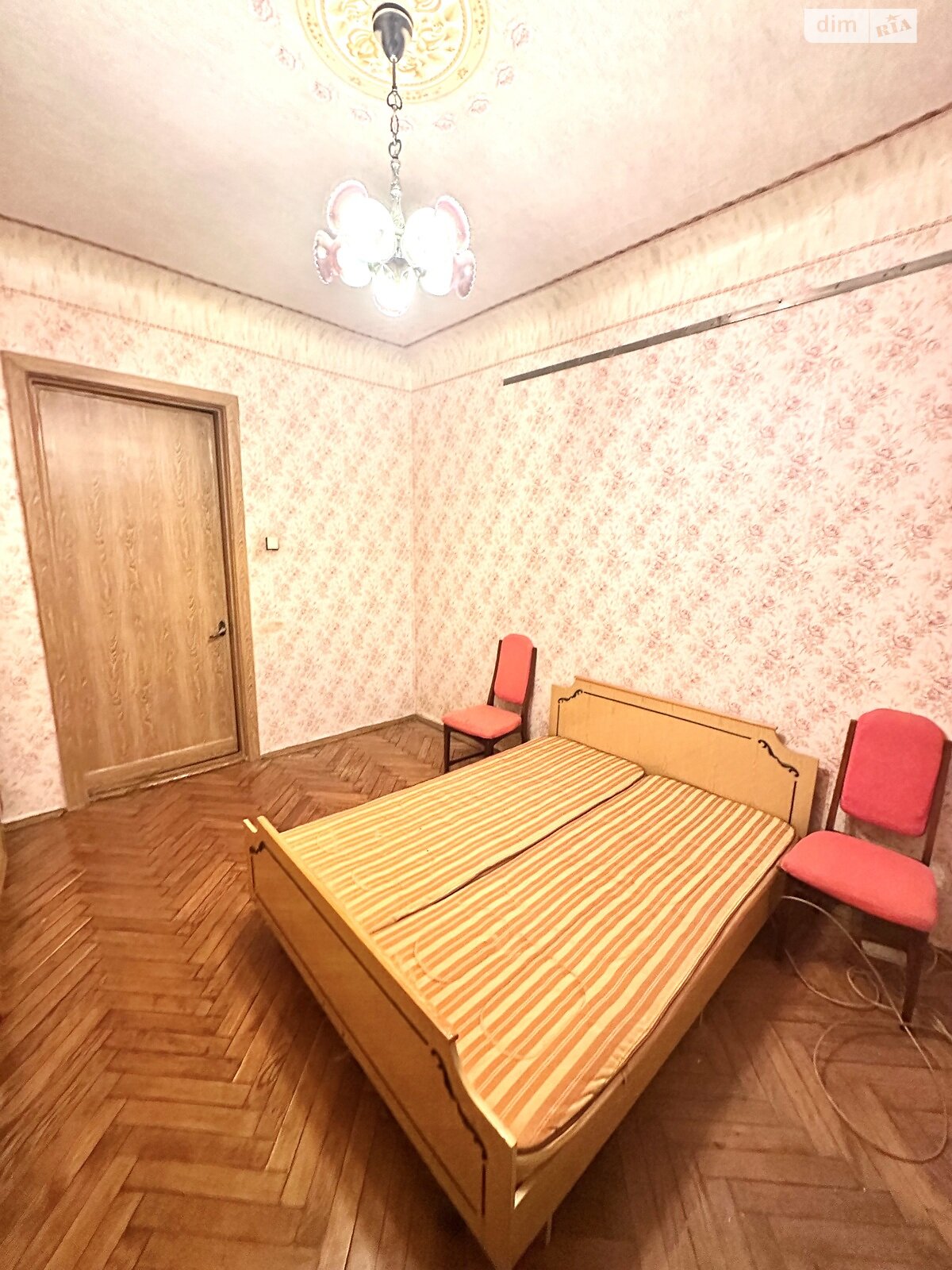 Продаж двокімнатної квартири в Києві, на просп. Берестейський 60, район Шулявка фото 1 Продаж двокімнатної квартири в Києві, на просп. Берестейський 60, район Шулявка фото 1