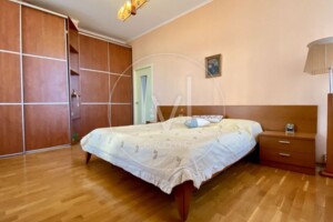 Продаж трикімнатної квартири в Києві, на просп. Берестейський 43, район Шулявка фото 2