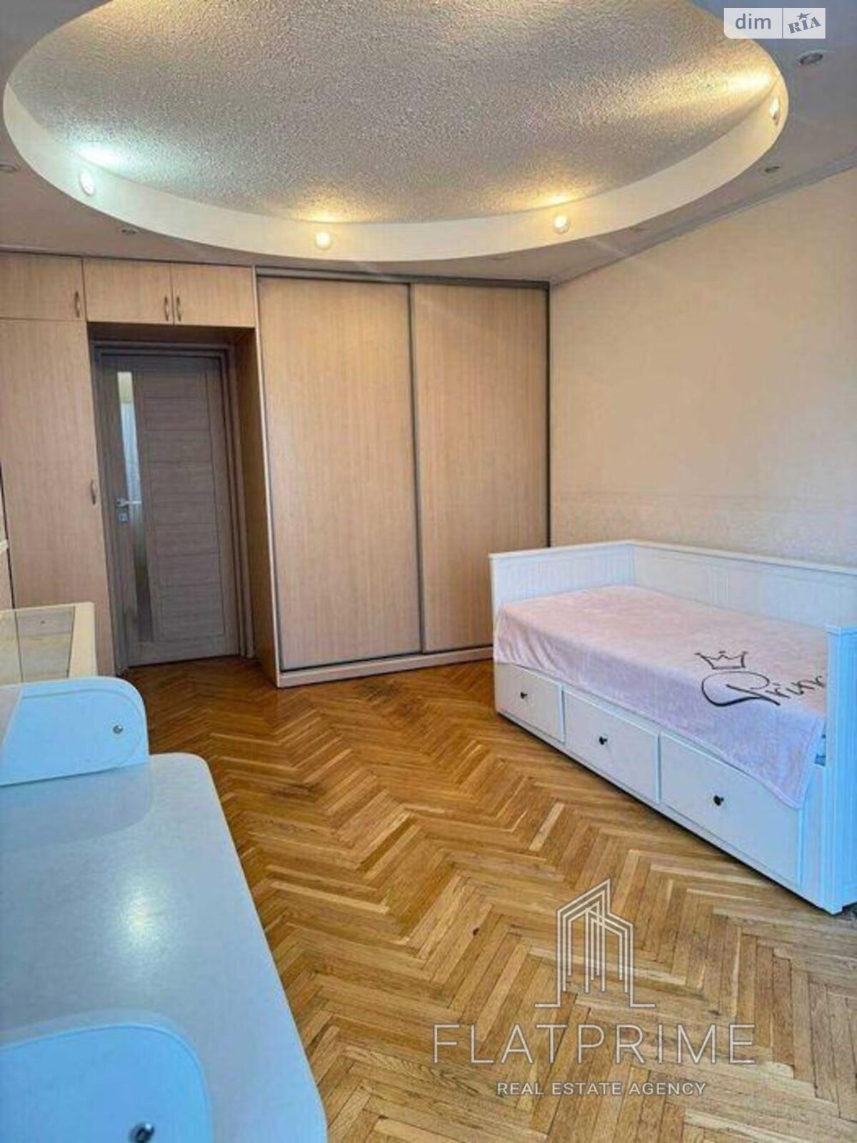 Продажа трехкомнатной квартиры в Киеве, на просп. Берестейский 17, район Шулявка фото 1 Продажа трехкомнатной квартиры в Киеве, на просп. Берестейский 17, район Шулявка фото 1