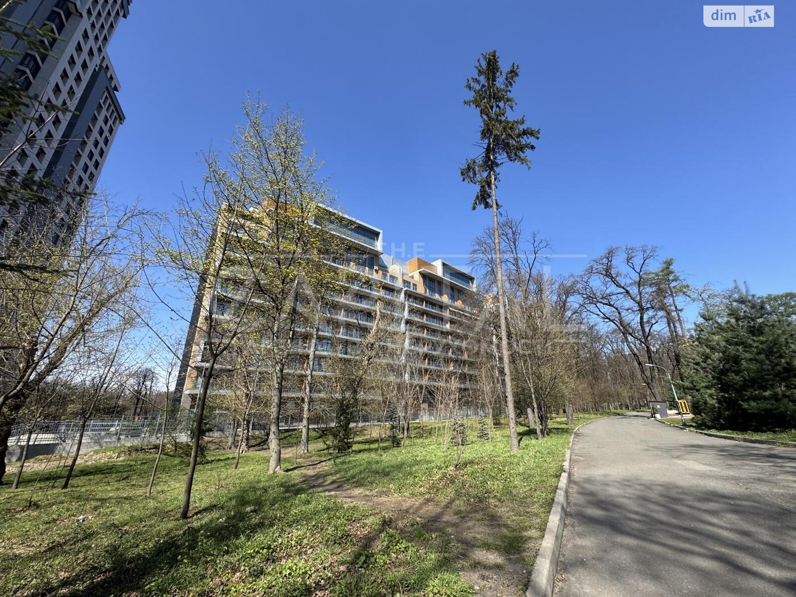 Продаж трикімнатної квартири в Києві, на просп. Берестейський 42, район Шулявка фото 1 Продаж трикімнатної квартири в Києві, на просп. Берестейський 42, район Шулявка фото 1