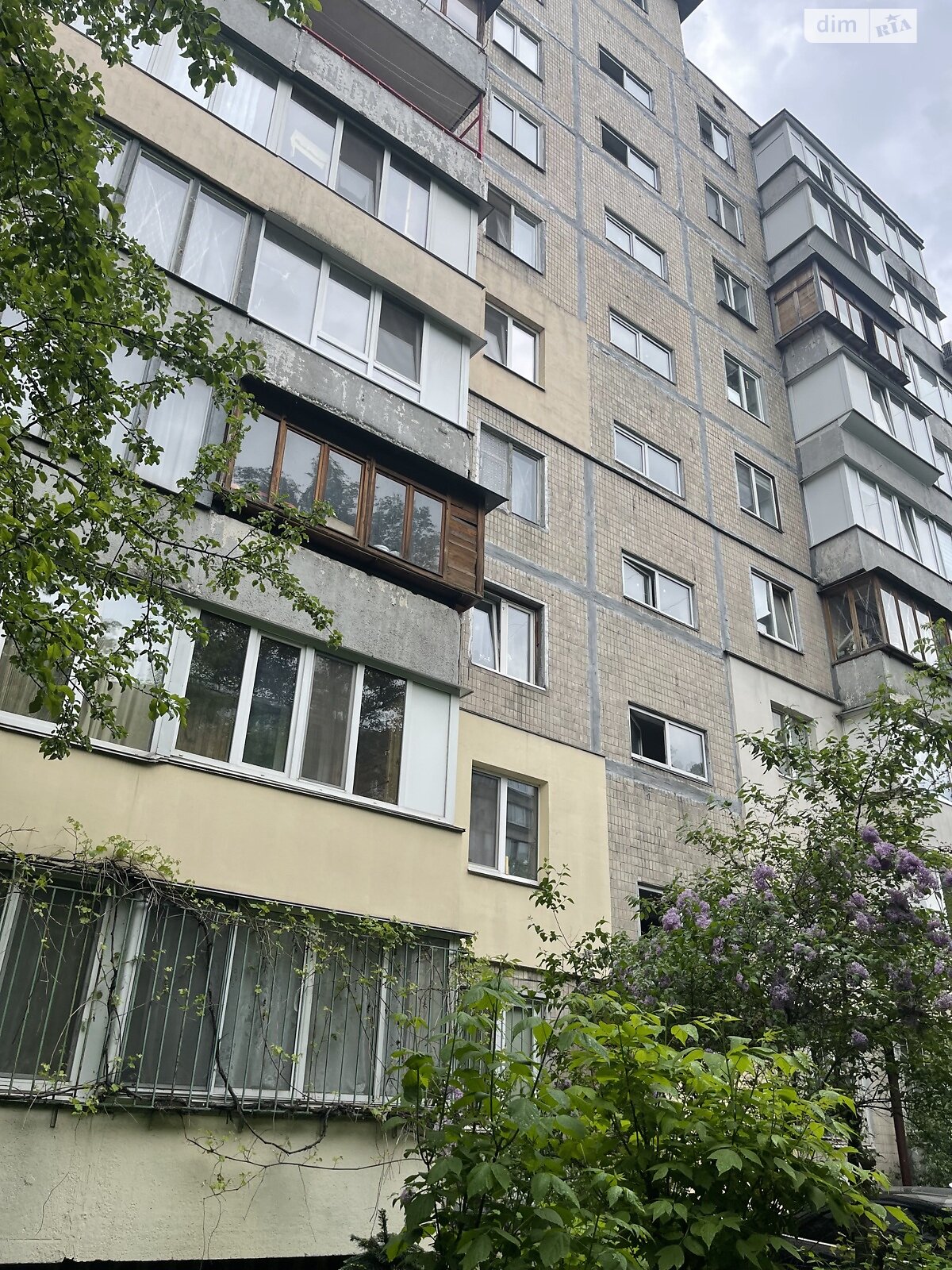 Продаж трикімнатної квартири в Києві, на просп. Берестейський 17, район Шулявка фото 1 Продаж трикімнатної квартири в Києві, на просп. Берестейський 17, район Шулявка фото 1
