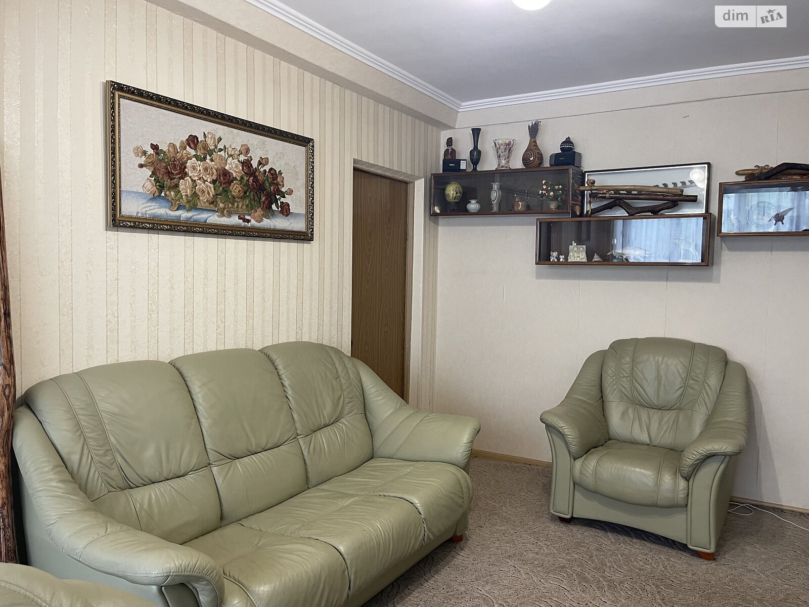 Продаж трикімнатної квартири в Києві, на просп. Берестейський 17, район Шулявка фото 1 Продаж трикімнатної квартири в Києві, на просп. Берестейський 17, район Шулявка фото 1